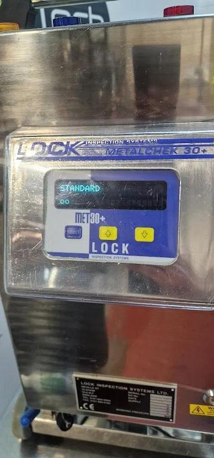 Used LOCK MET 30+ Metal Detector