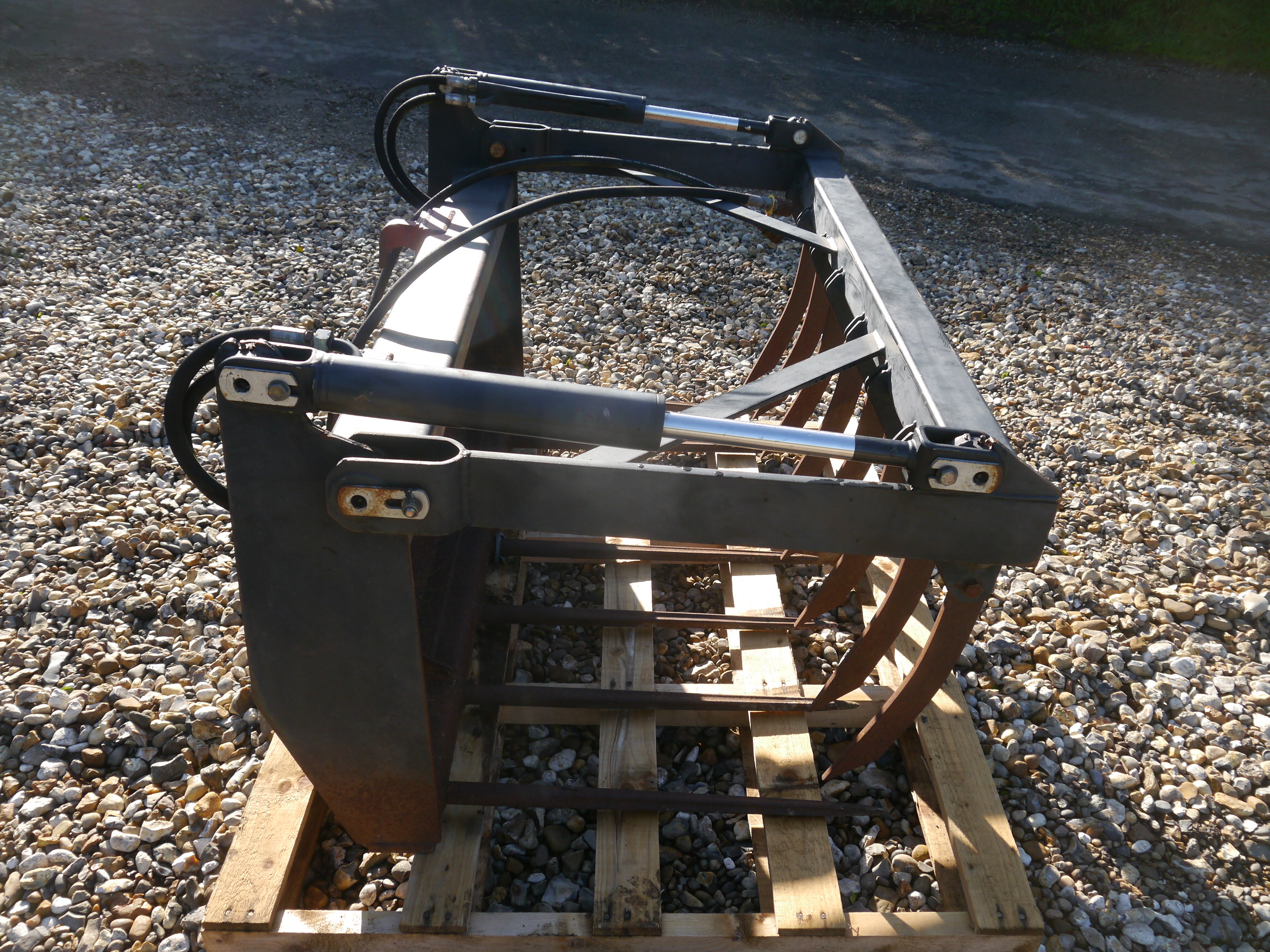 Used Quicke Muck Grab