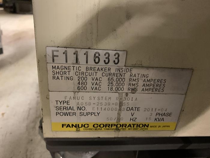 Used FANUC M900iA/350 6 AXIS CNC ROBOT WITH R30iA CONTROLLER 350KG X 2650mm REACH