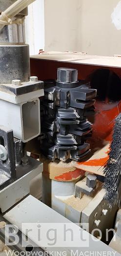 Used 2006 LOBO CS-2145