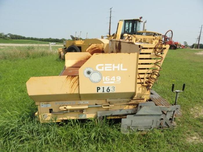 Used GEHL 1694 Paver