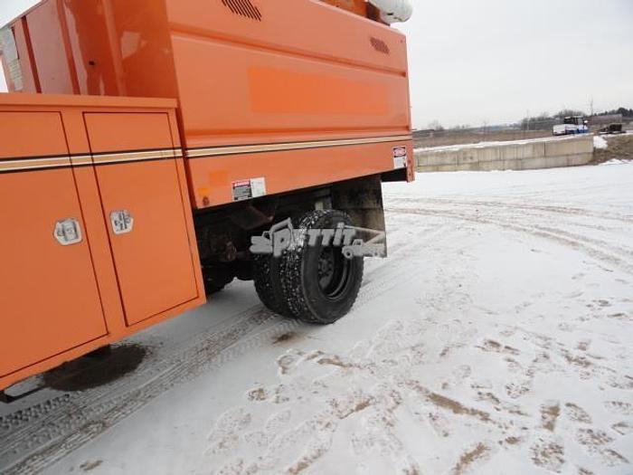 Used 2011 FREIGHTLINER BUSINESS CLASS M2 106