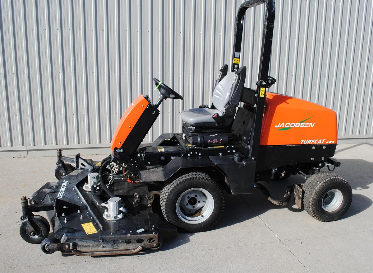 Used Jacobsen Turfcat Outfront Rotary Mower U#2801