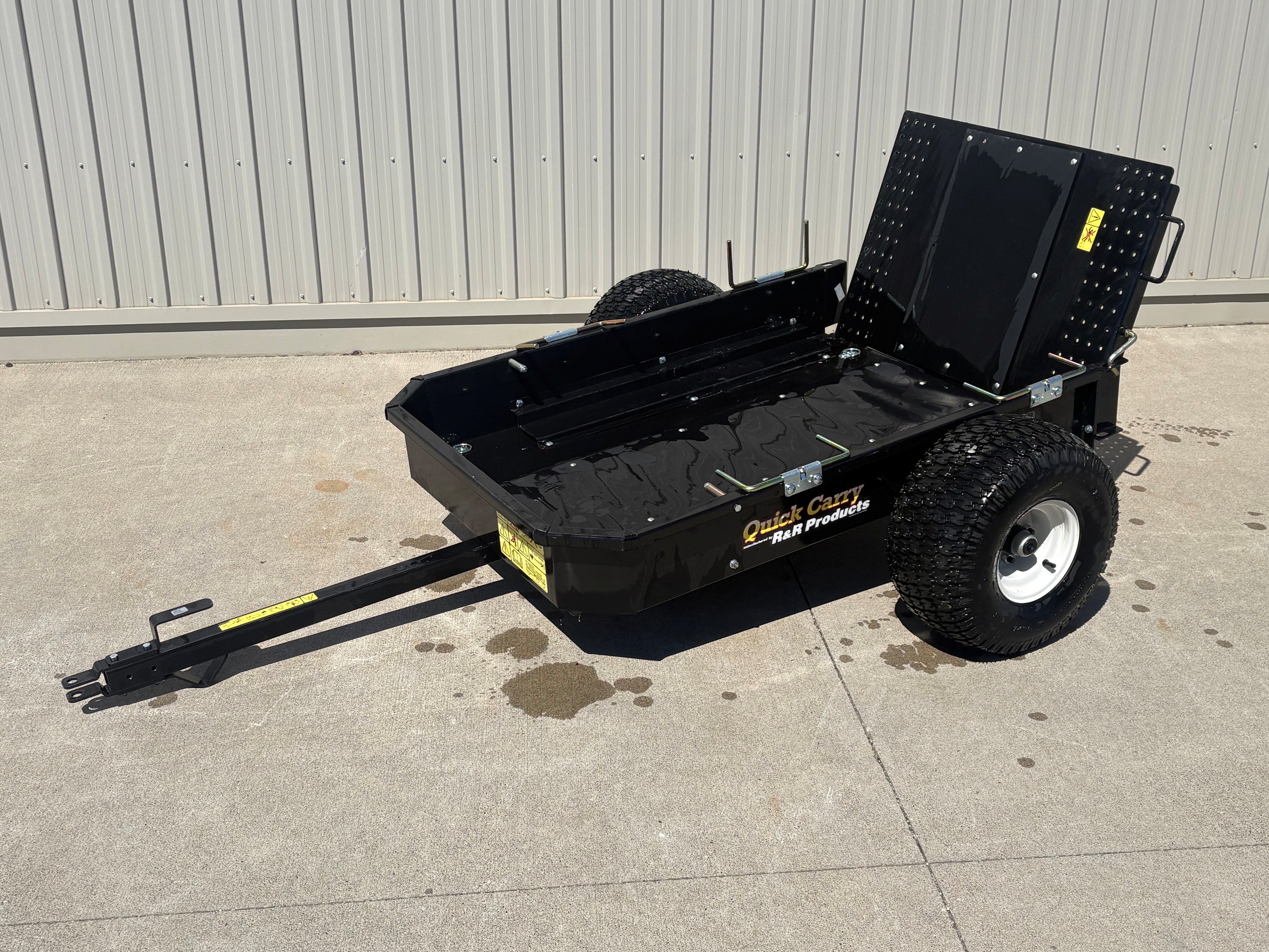 New R & R RQC200 Greensmower Trailer