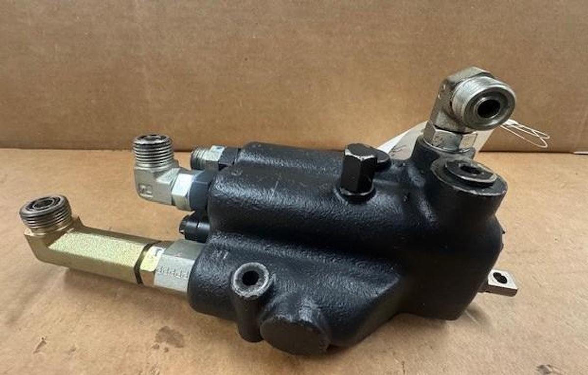 Used Resealed Toro 95-8581 Lift Valve