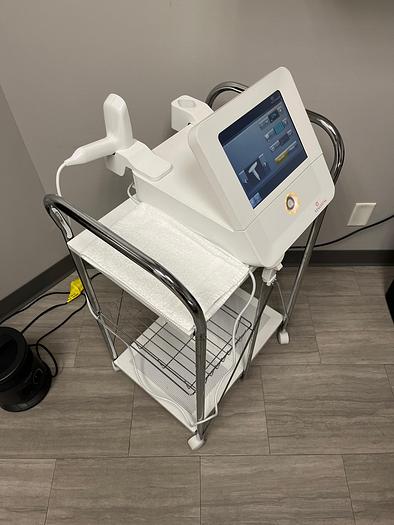 Used 2015 Venus Concepts Venus Viva RF ~ Single Owner System ~ Warranty ~