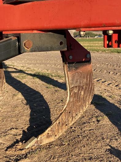 Used Case 6810 Ripper - 7 Shank