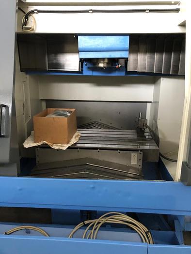 Usato CENTRO DI LAVORO VERTICALE A PORTALE MAZAK FJV-250