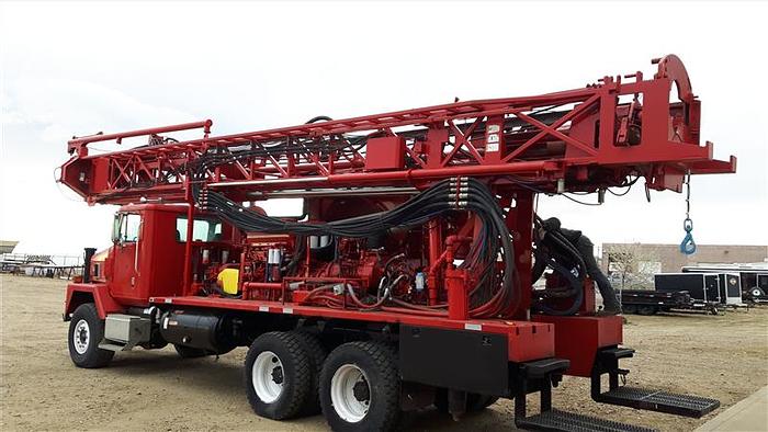 Used 1998 Ingersoll-Rand TH75E Drill Rig