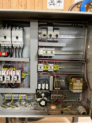 Used Weima 800, 60 HP, HORIZONAL LOW RPM GRINDER