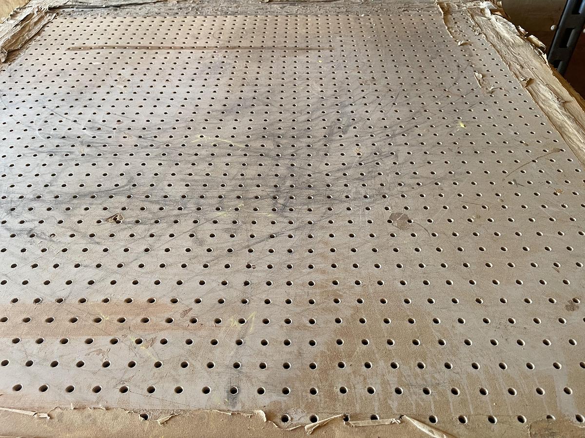 Used SHOPMADE 40" x 40" MOBILE DOWN-DRAFT SANDING TABLE