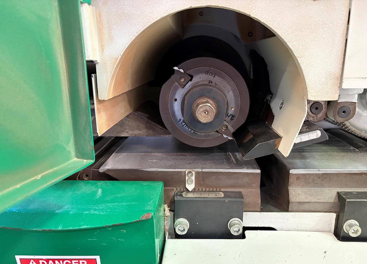 Used WEINIG UNIMAT 218, 6-HEAD MOULDER