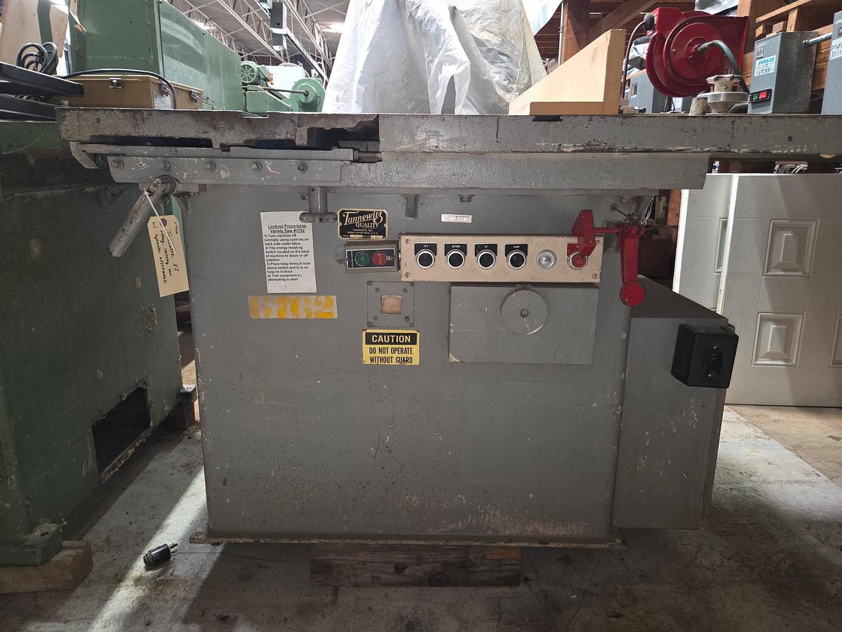 Used TANNEWITZ XJSH ROLLING TABLE VARIETY SAW WITH HYDRAULIC ADJUSTMENT