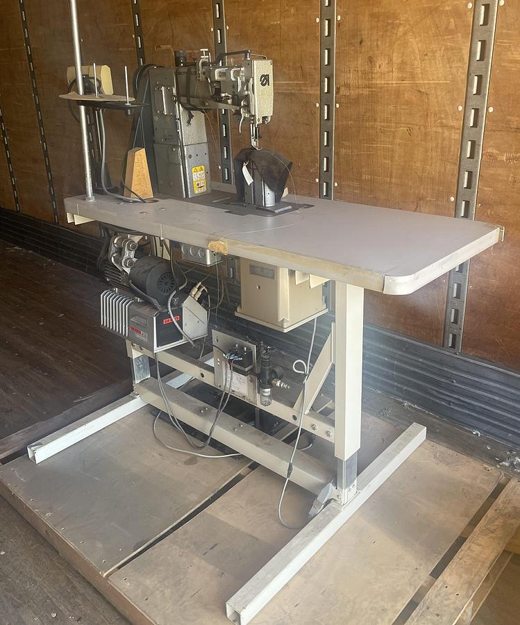 Used DURKOPP-ADLER 268-FAP-273-1 SEWING MACHINE