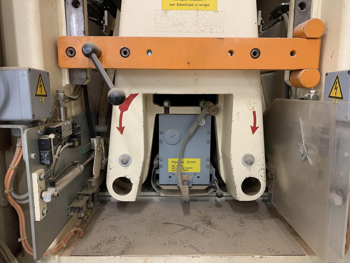 Used HEESEMANN LSM-8, 52", 4-HEAD WIDE-BELT FINISH SANDER