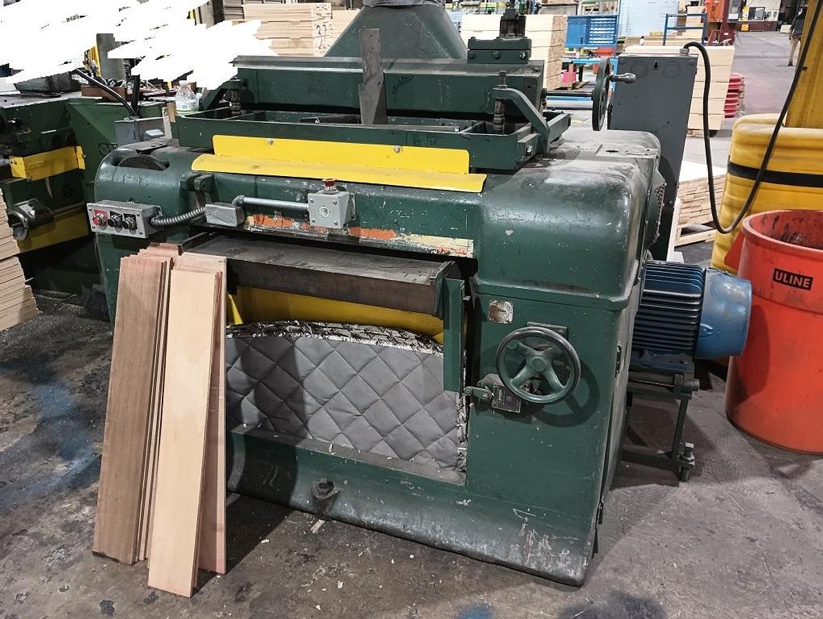 Used OLIVER 261, 30” x 12” STRAIGHT-KNIFE PLANER