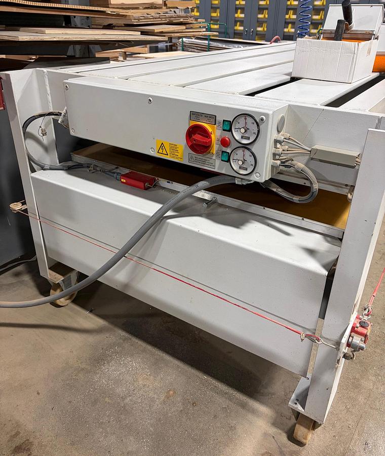 Used JOOS JUNIOR 3, 4' x 8' PNUEMATIC HOT-PRESS