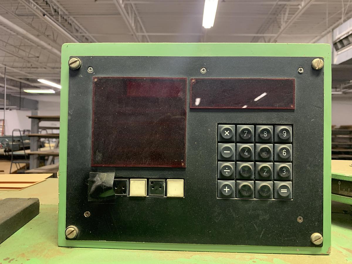 Used TORWEGGE H45 VENEER JOINTER GUILLOTINE MACHINE