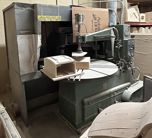 Used RYE R-52 SINGLE-HEAD AUTOMATIC ROTARY SHAPER