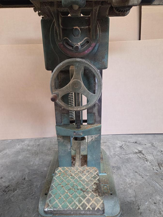 Used POWERMATIC NO. 15 CHAIN SAW MORTISER