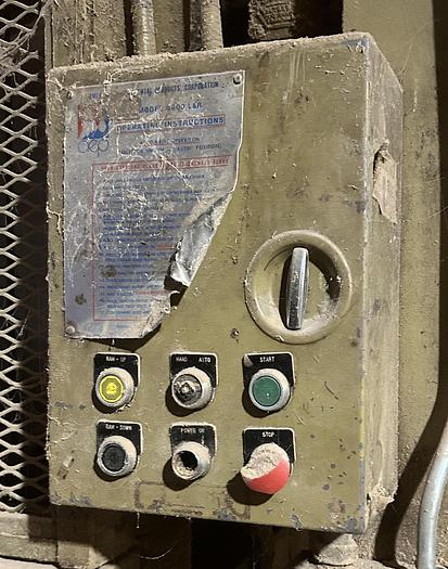 Used AMERICAN ENVIRONMENTAL PRODUCTS 600 VERTICAL BAILING MACHINE