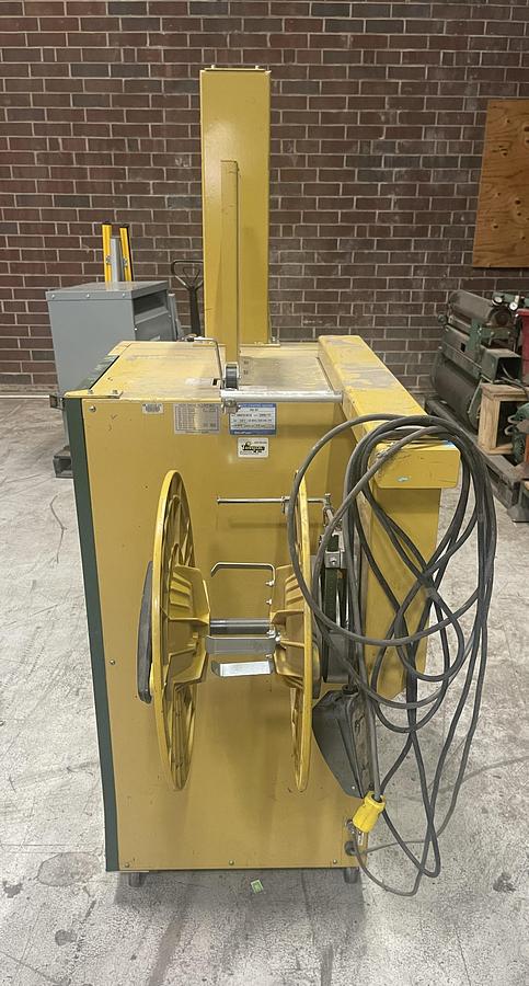 Used STRAPACK RQ-8Y AUTOMATIC STRAPPING MACHINE