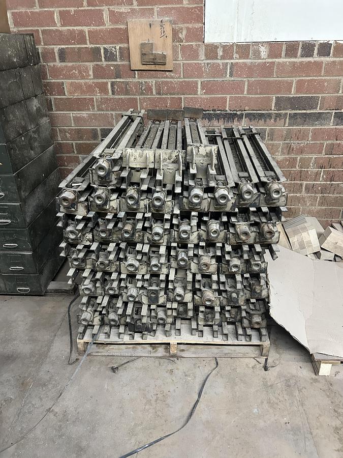 Used DOUCET CLAMP CARRIER