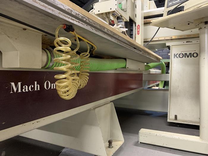 Used KOMO VR-508 MACH ONE 5′ x 8′ MOVING TABLE 3-AXIS CNC ROUTER
