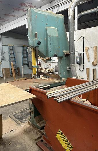 Used CENTAURO CL-800, 32" BANDSAW