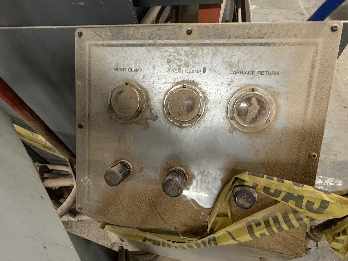 Used ROSENQUIST EF-100 ELECTRO-FLOW FEED-THROUGH RADIO-FREQUENCY GLUER