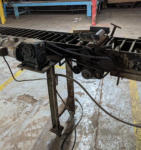 Used 27' CONVEYORIZED GLUE-SPREADER