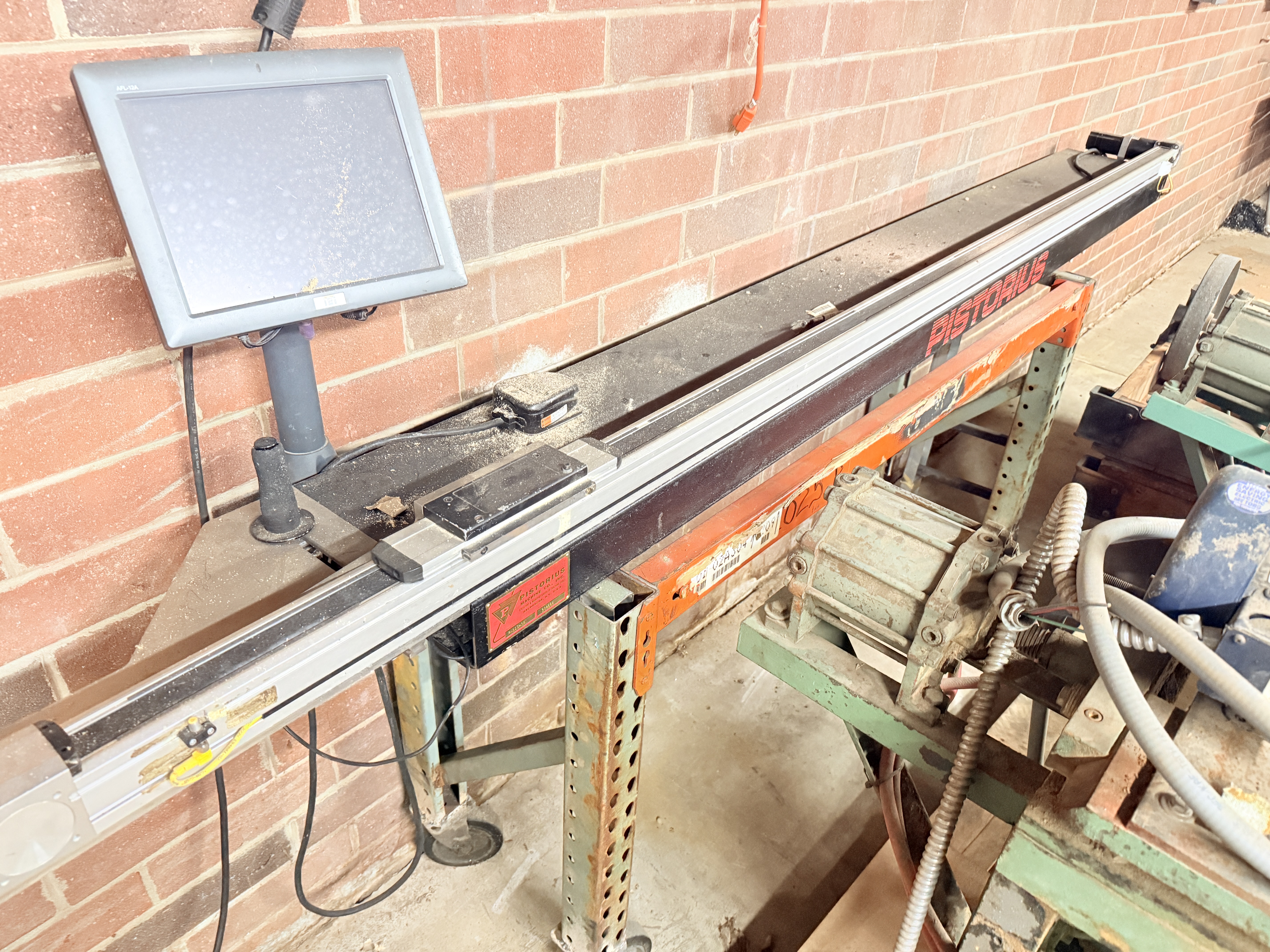 Used PISTORIUS RH11C-96, 8' AUTOMATED PUSH-STYLE FEED/STOP CONVEYOR