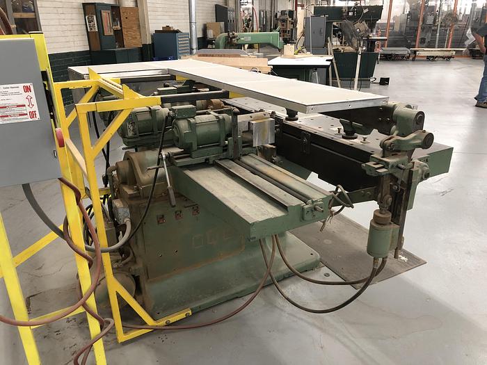 Used ROOT D-200 MULTIPLE-SPINDLE HORIZONTAL BORING MACHINE