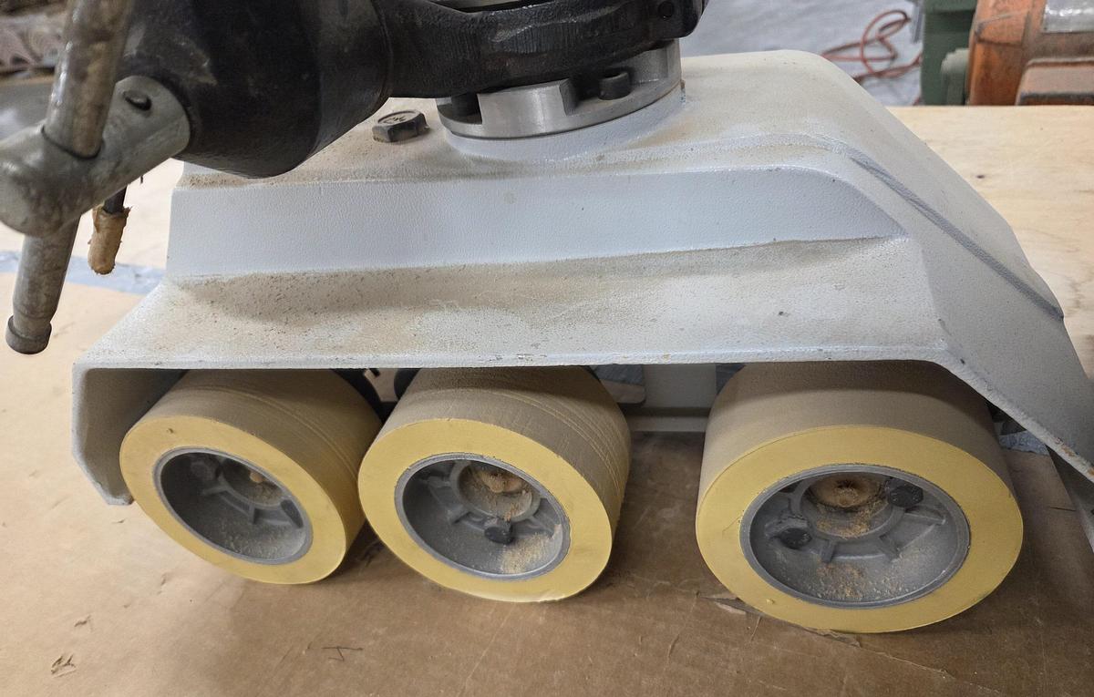 Used STEFF MAGGI 2034, 3-ROLL POWER FEEDER