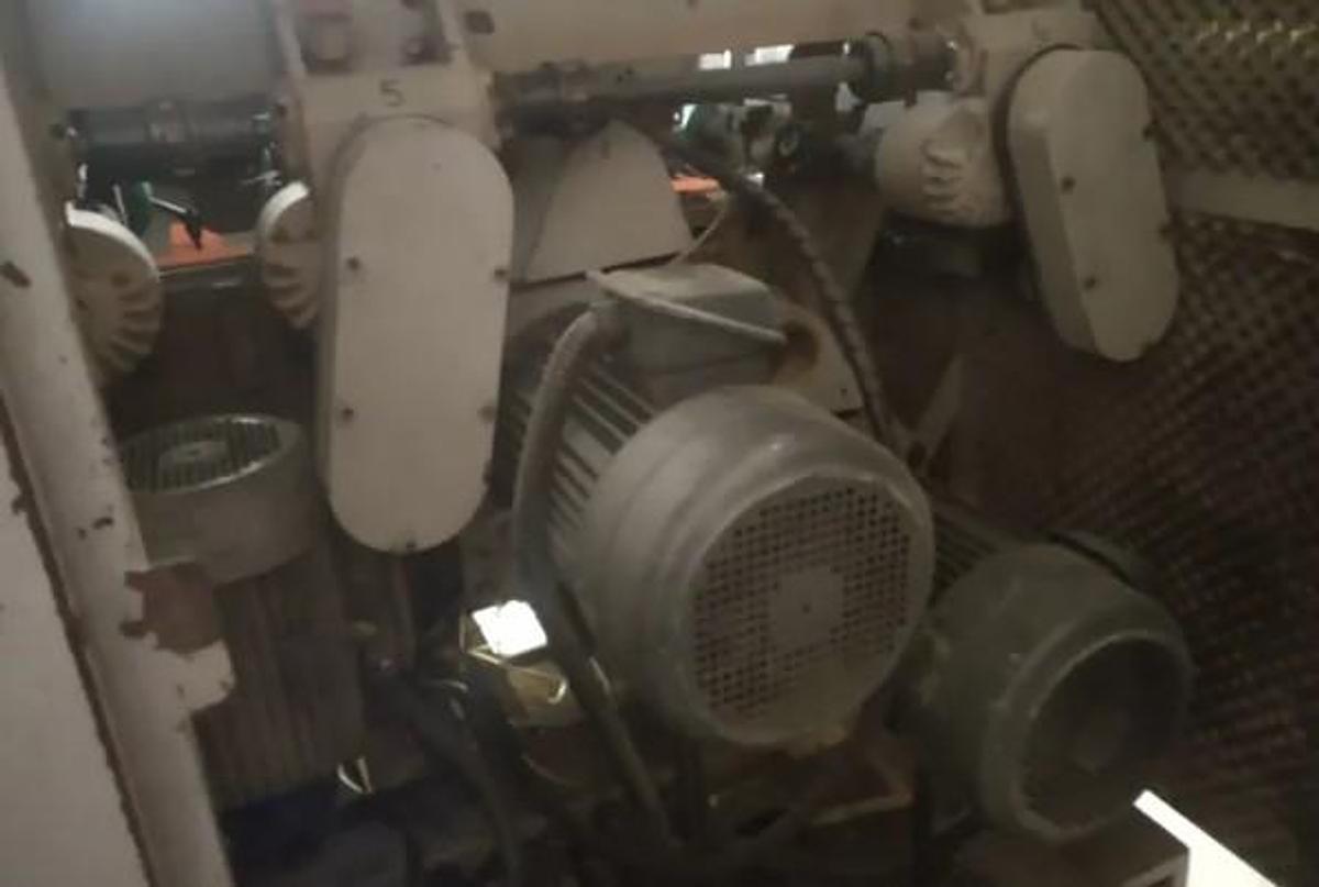 Used ULTRA GL-630, 12" 6-SPINDLE MOULDER