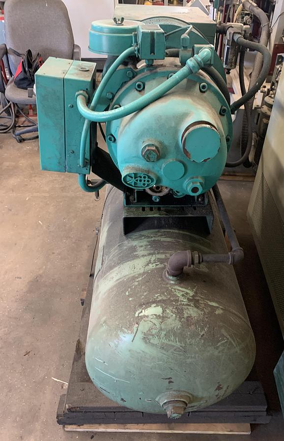 Used SULLAIR 20 HP SCREW-TYPE AIR-COMPRESSOR WITH CHAMPION AIR-DRYER