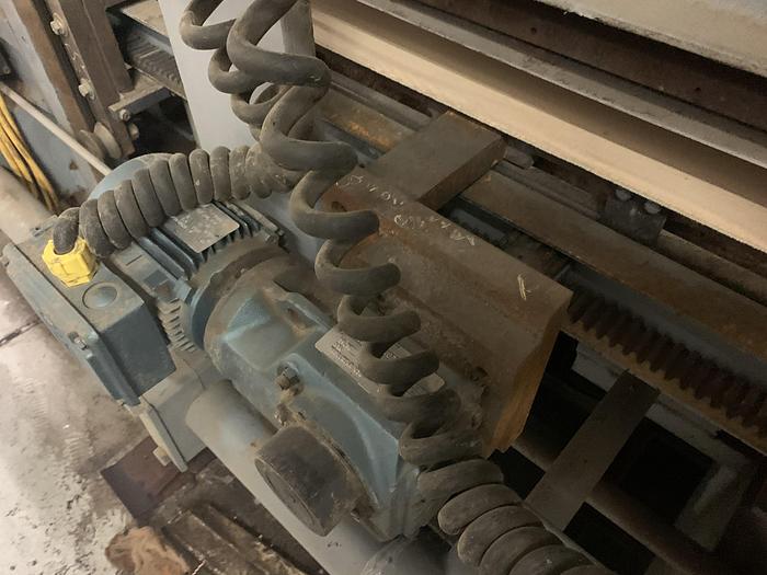 Used BERTHELSEN HOT SHUTTLE PRESS