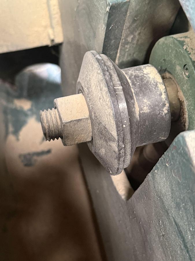 Used NORTHFIELD N0. 4 VARIETY SAW WITH 3-ROLL FEEDER