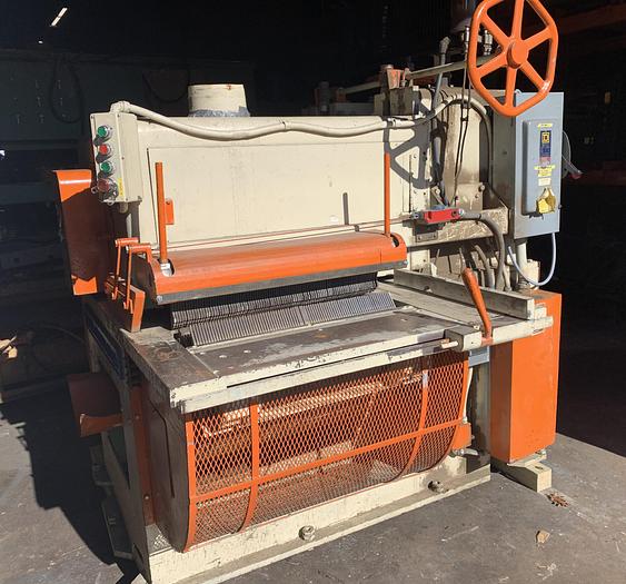 Used MEREEN-JOHNSON 424-DC, 24" GANG RIPSAW