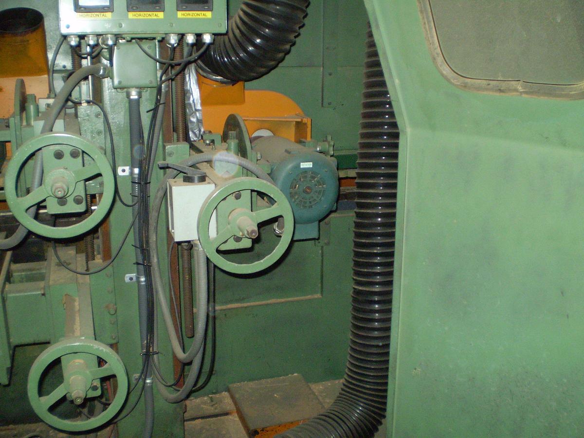 Used FLETCHER FM-2000 TRIM-SHAPE AND SAND MACHINE