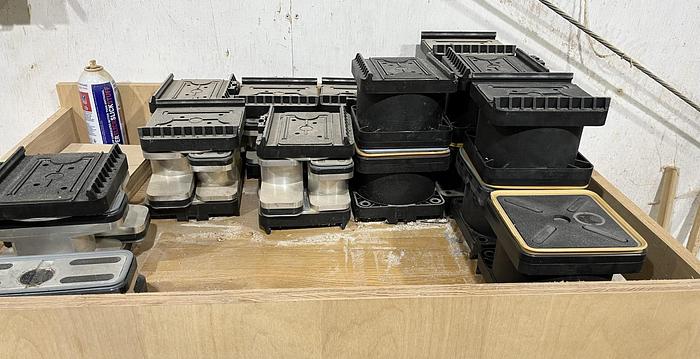 Used SCMI ROUTECH RECORD 132 PRISMA TUNPR 5-AXIS POD AND RAIL CNC MACHINING CENTER