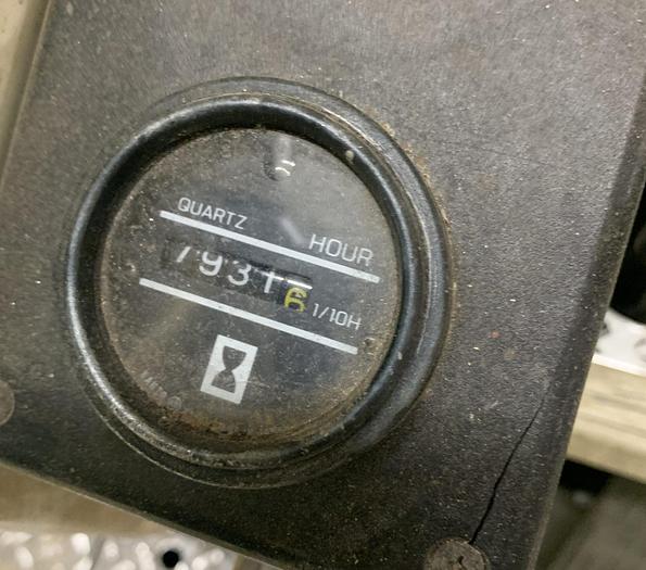 Used NISSAN CPH01A18V, 3,500 LB. PROPANE FORK-LIFT