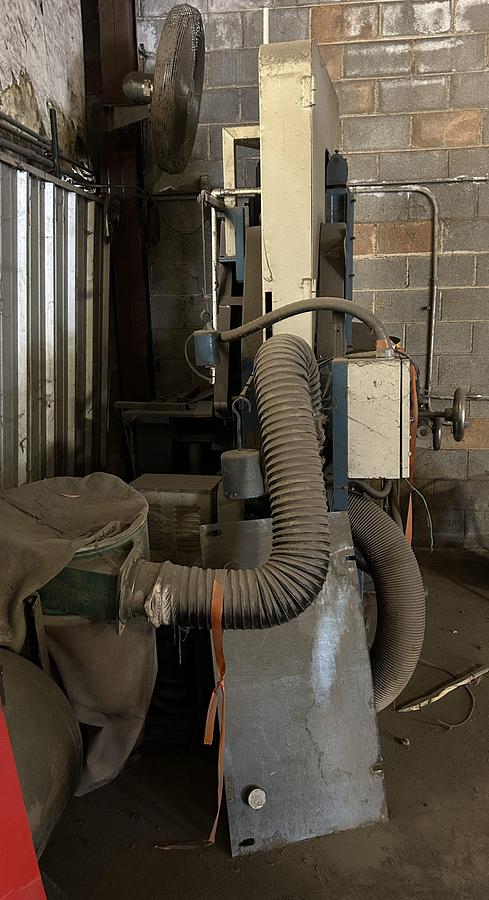 Used YAMANI SF-9800 VERTICAL BAND RESAW