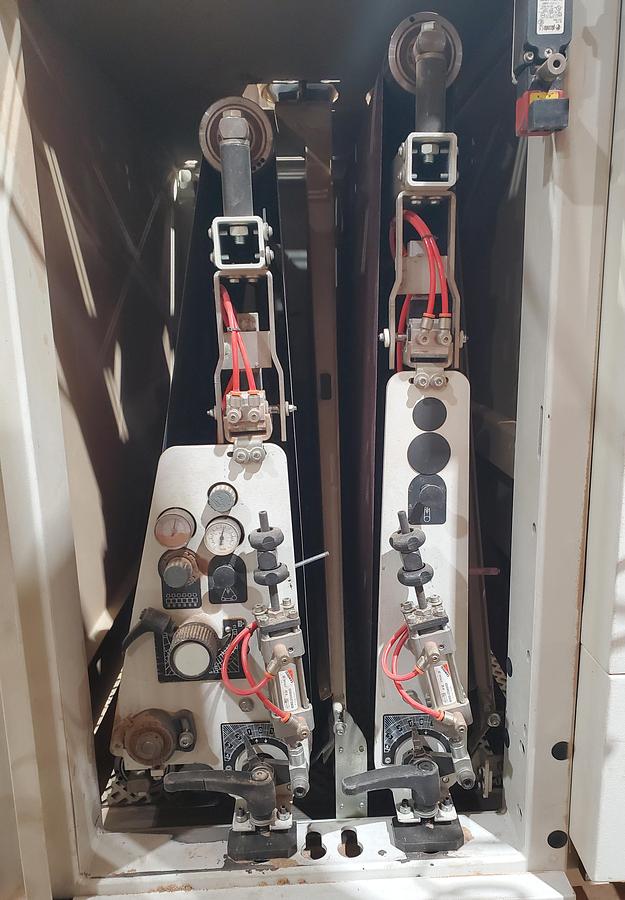 Used SCMI SANDYA-3S, 42", 3-HEAD WIDE-BELT SANDER