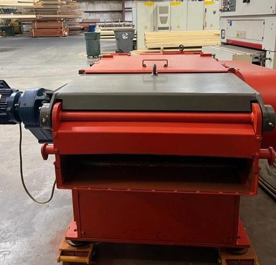 Used Weima 800, 60 HP, HORIZONAL LOW RPM GRINDER