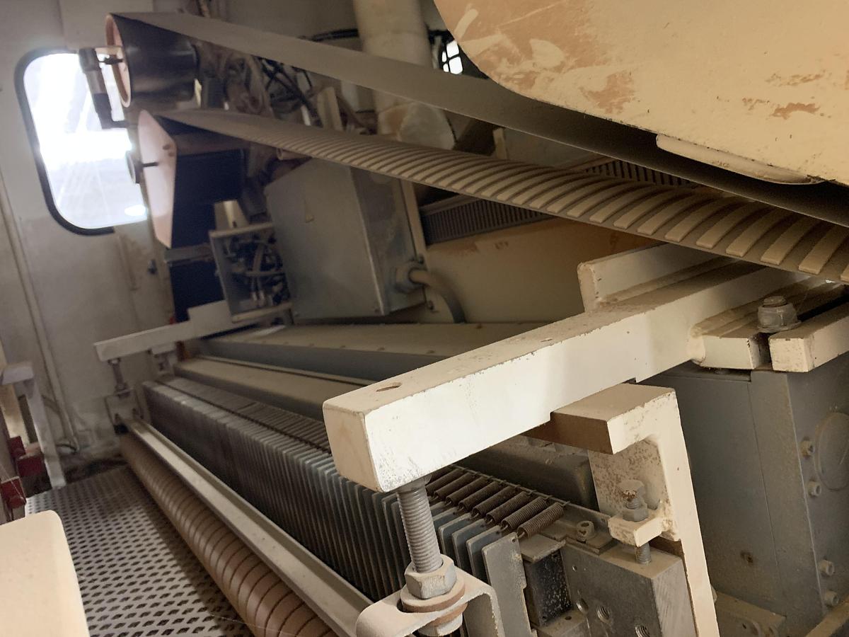 Used HEESEMANN LSM-8, 52", 4-HEAD WIDE-BELT FINISH SANDER