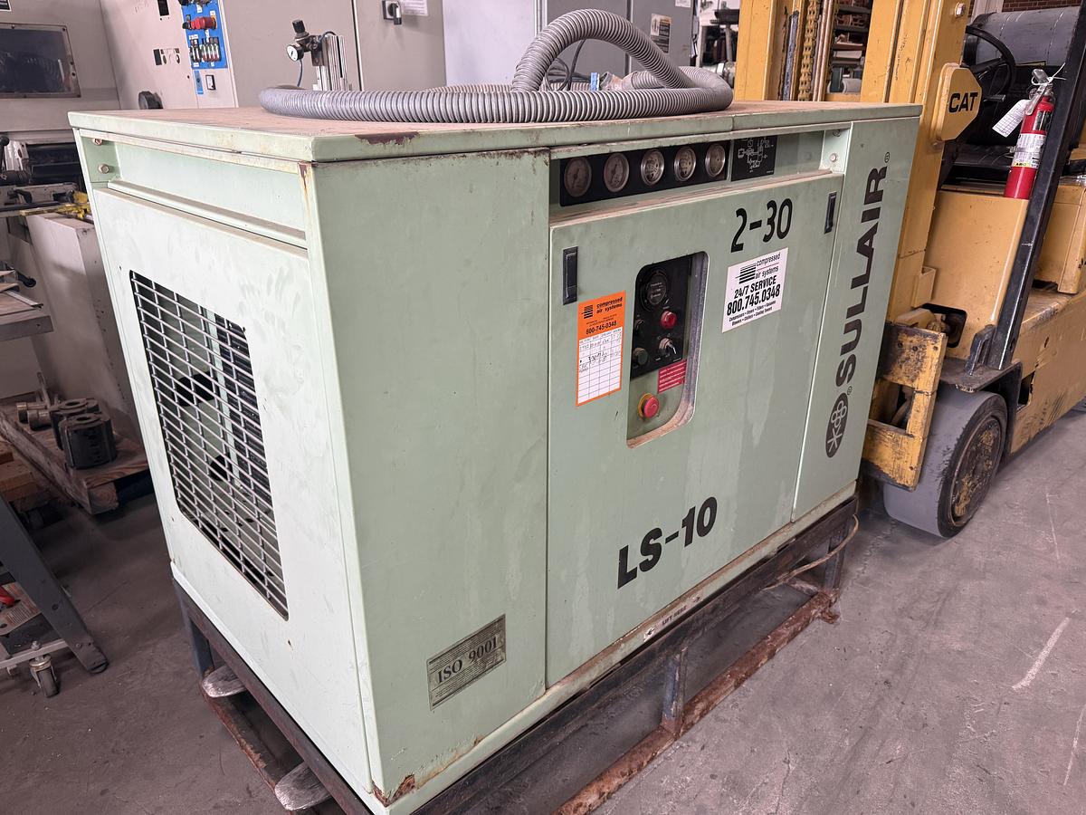 Used SULLAIR LS-10, 30H-AC 30 HP, ROTARY-SCREW AIR-COMPRESSOR