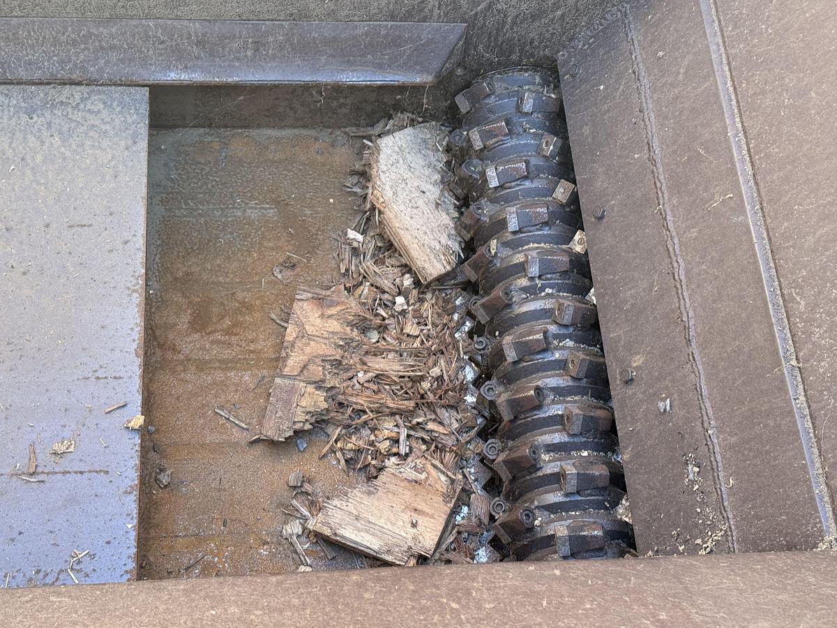 Used CRESSWOOD HF-36 VERTICAL WOOD WASTE GRINDER