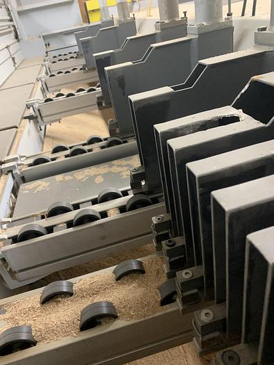 Used HOLZMA OPTIMAT HPP 11/32, 10' HORIZONTAL FRONT LOADING PANEL SAW