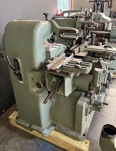 Used MATTISON   276, 4-HEAD PUSH FEED MOULDER
